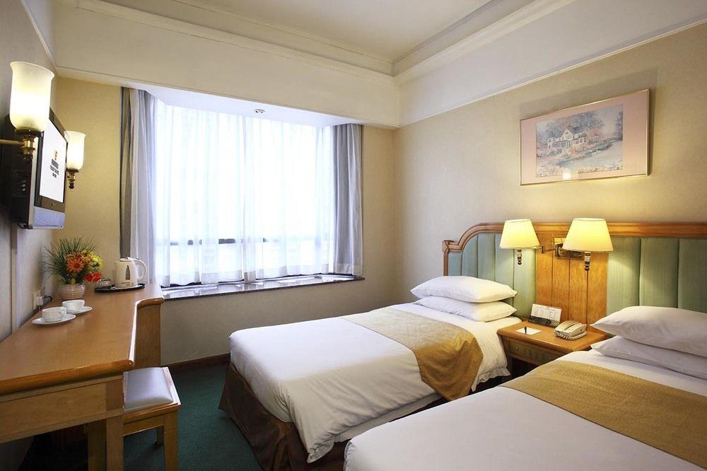 The South China Hotel Гонконг Экстерьер фото
