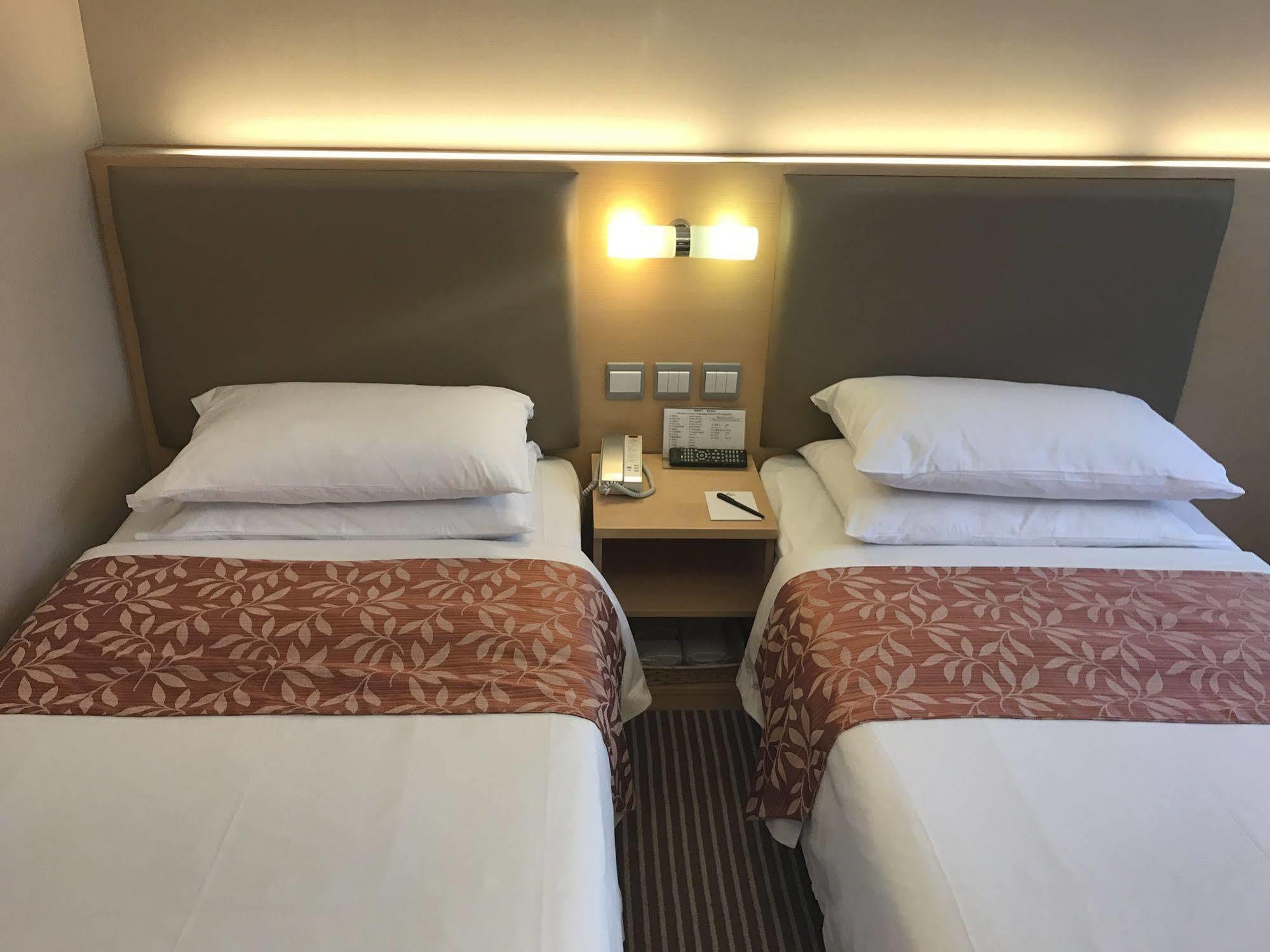 The South China Hotel Гонконг Экстерьер фото