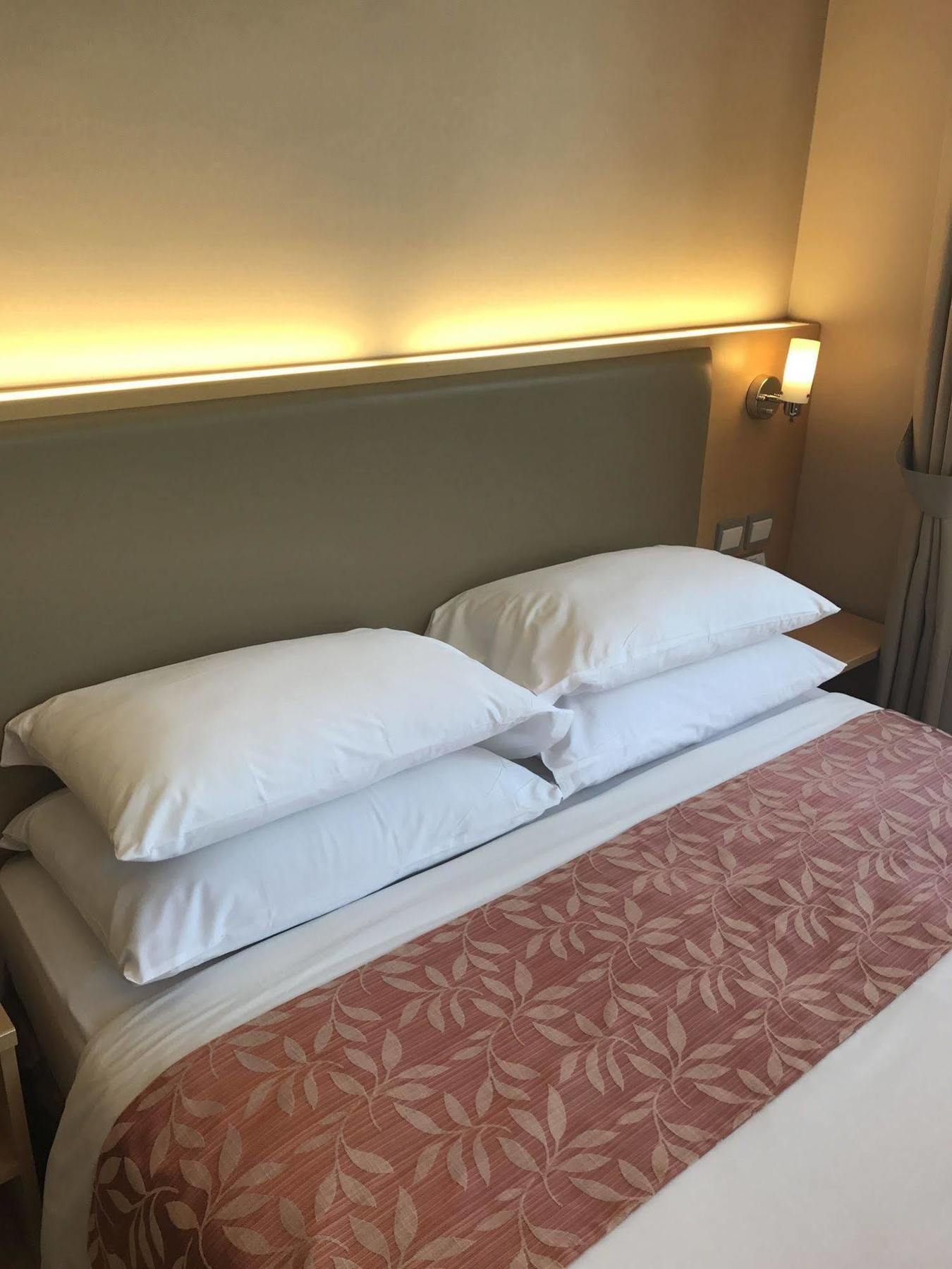 The South China Hotel Гонконг Экстерьер фото